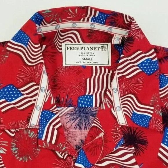Free Planet Small Stars and Stripes Red American Flag Fireworks Mens Rayon Shirt - Picture 3 of 10